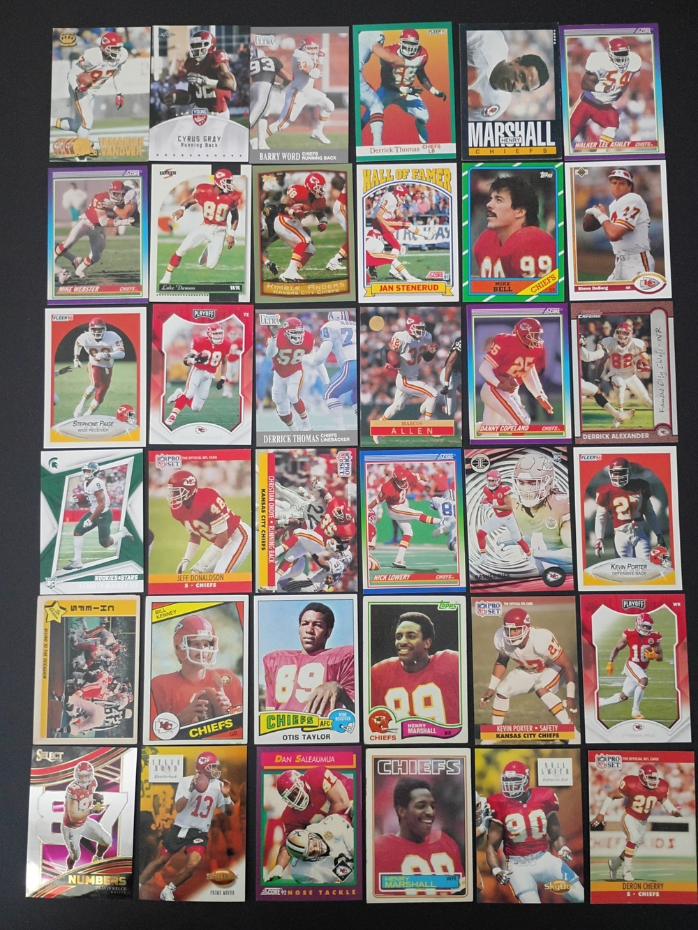 36 Kansas City Chiefs Football Cards Kenneth Walker Reshee Rice Kelce Allen